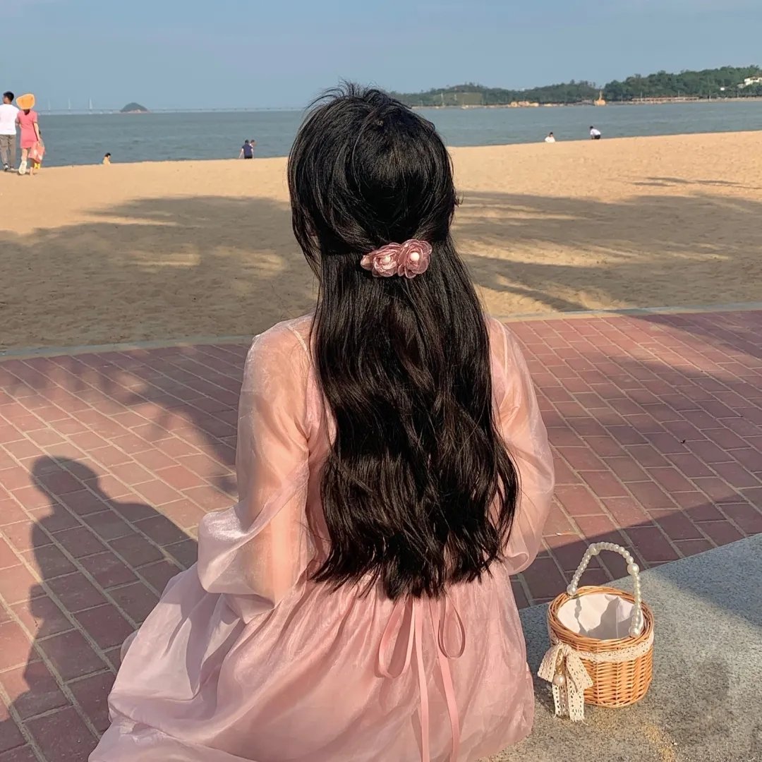 钢铁少女团